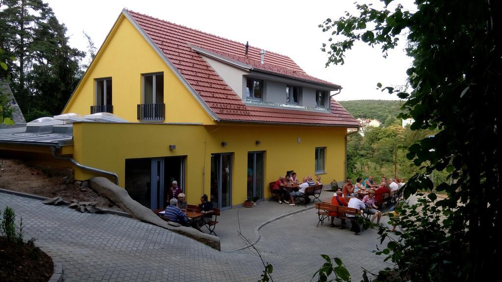 Mezi Stromy Hotel Horakov Ngoại thất bức ảnh