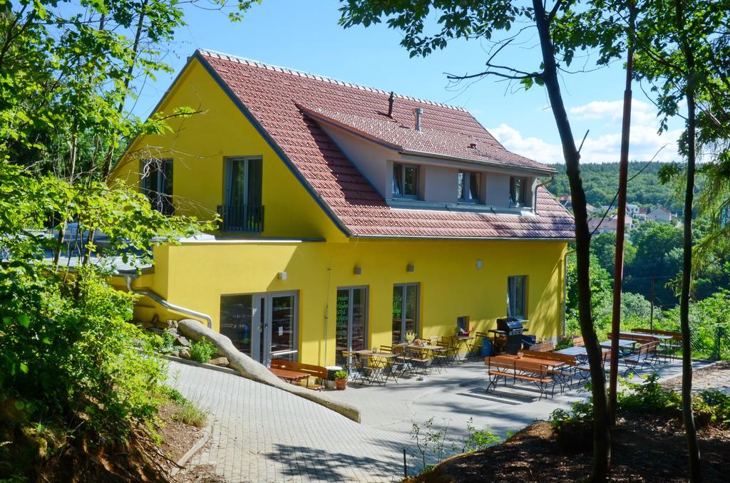 Mezi Stromy Hotel Horakov Ngoại thất bức ảnh